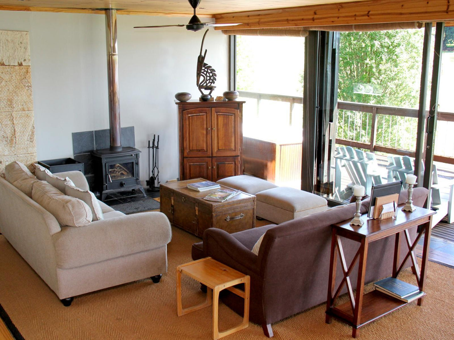 Bushman Lodge @ Sani Valley Nature Lodges