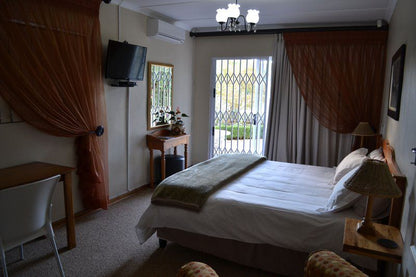 Schnehage Self Catering Fichardt Park Bloemfontein Free State South Africa Bedroom