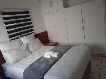 Spacious Double Room @ Sea View Guest House