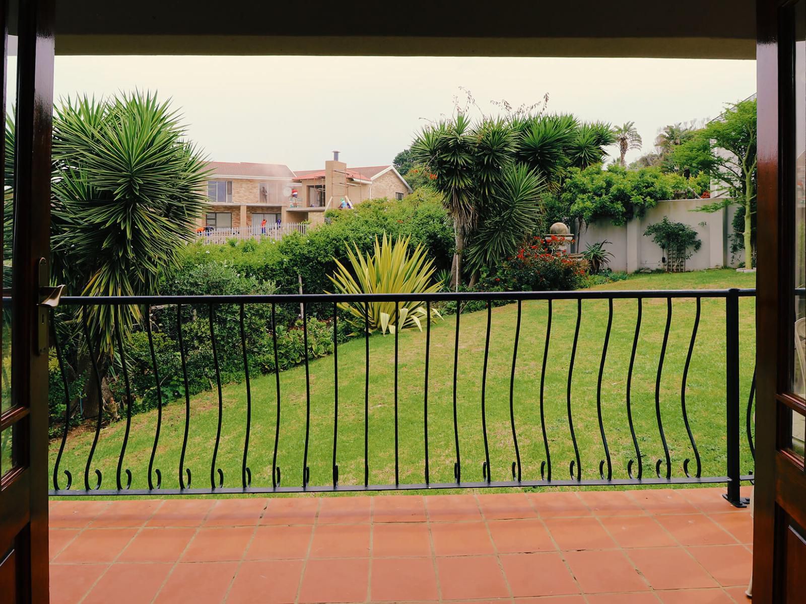 Sea Whisper Guest House And Self Catering Central Jeffreys Bay Jeffreys Bay Eastern Cape South Africa House, Building, Architecture, Palm Tree, Plant, Nature, Wood