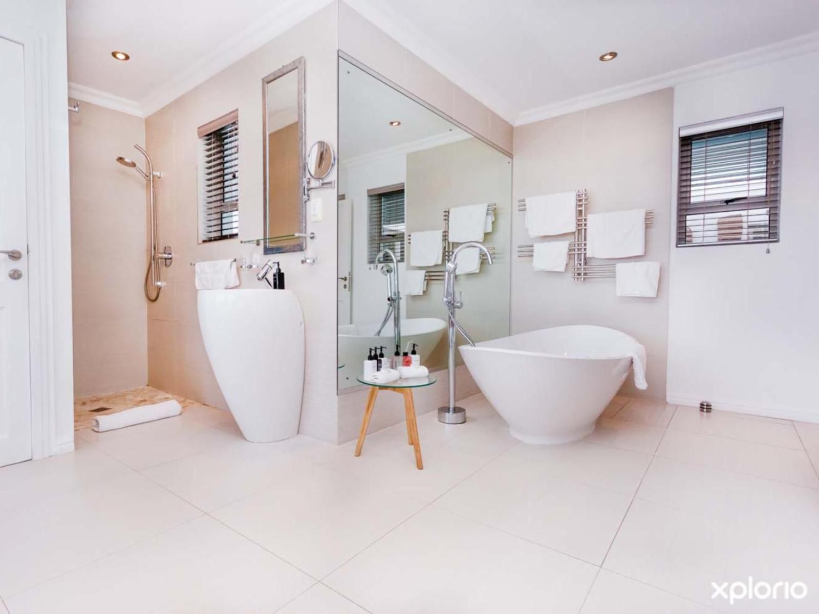 Sea Star Lodge De Kelders Western Cape South Africa Unsaturated, Bathroom