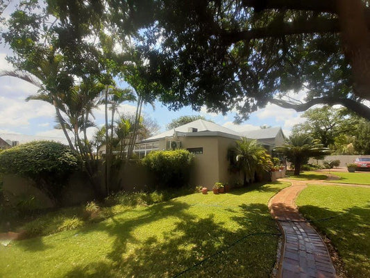 Seba Cottages Mokopane Potgietersrus Limpopo Province South Africa House, Building, Architecture, Palm Tree, Plant, Nature, Wood, Garden, Living Room