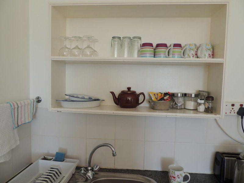 Unsaturated, Kitchen, Seester Strandhuis, Central Jeffreys Bay, Jeffreys Bay