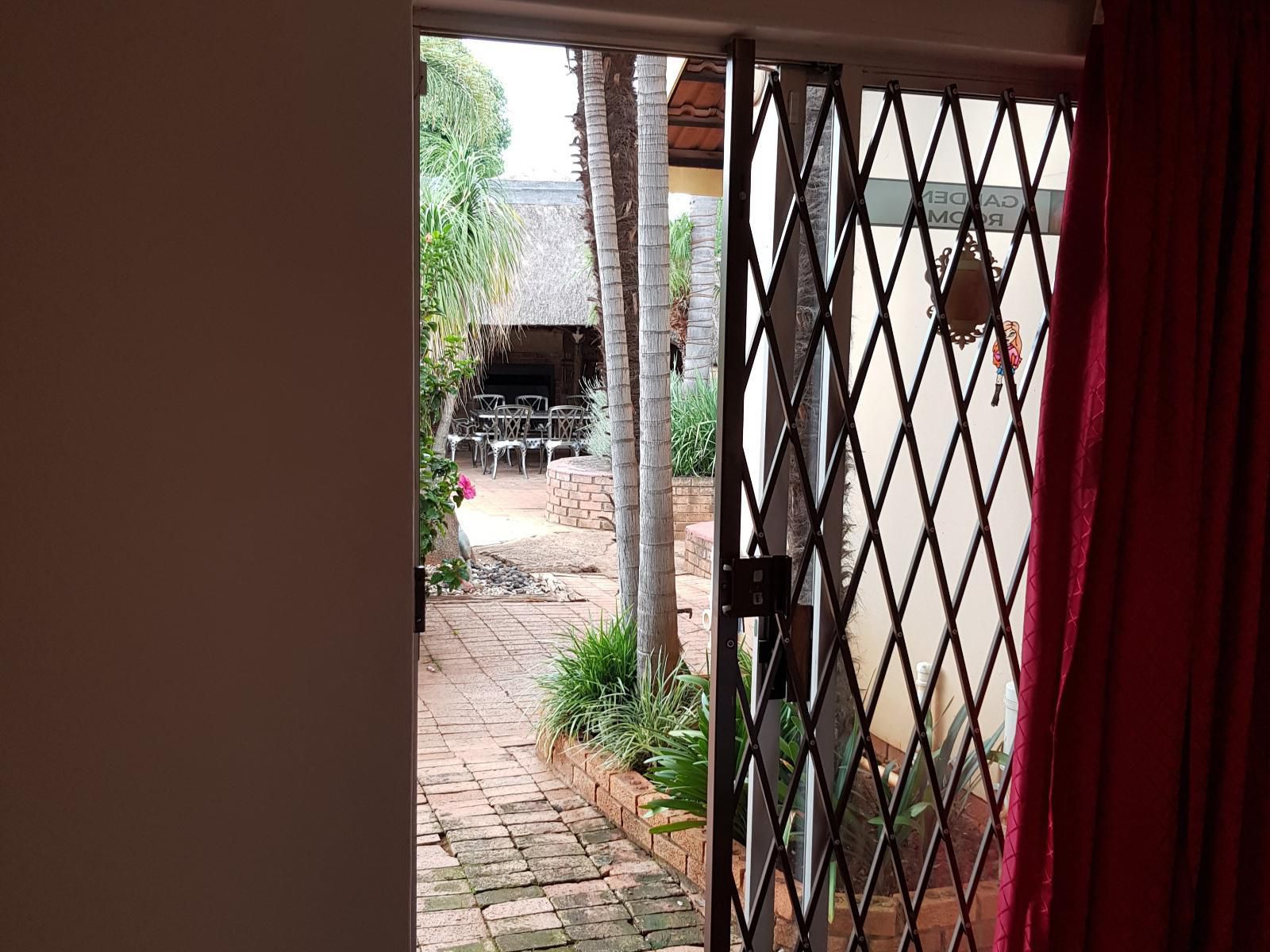 Sekelbos Guesthouse, Room 5, Palm Tree, Plant, Nature, Wood