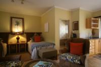 Selati 7 - Luxury Triple Self Catering @ Selati 103 Guest Cottages