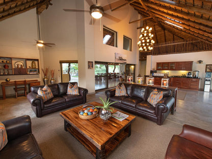 Senalala Safari Lodge, Living Room