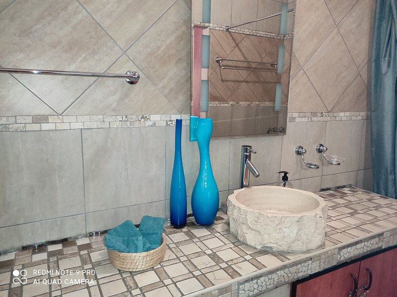 Seneca Marloth Park Mpumalanga South Africa Unsaturated, Bathroom