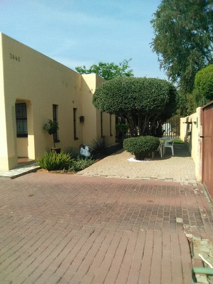 Sentlhaga Guest House Mahikeng North West Province South Africa Complementary Colors, House, Building, Architecture, Palm Tree, Plant, Nature, Wood, Garden