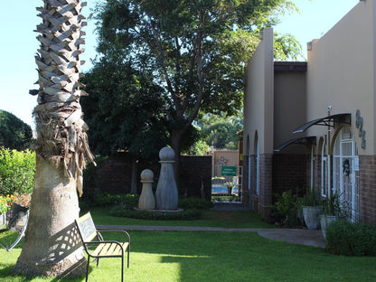 Serendipity Guest House Danielskuil Northern Cape South Africa House, Building, Architecture, Palm Tree, Plant, Nature, Wood, Garden