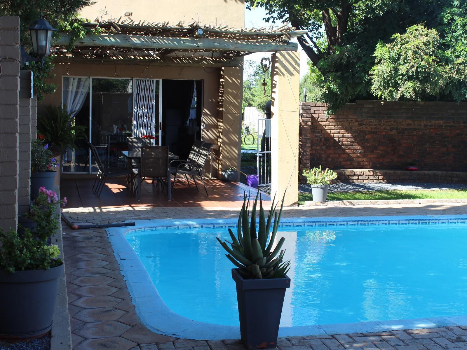 Serendipity Guest House Danielskuil Northern Cape South Africa House, Building, Architecture, Garden, Nature, Plant, Swimming Pool