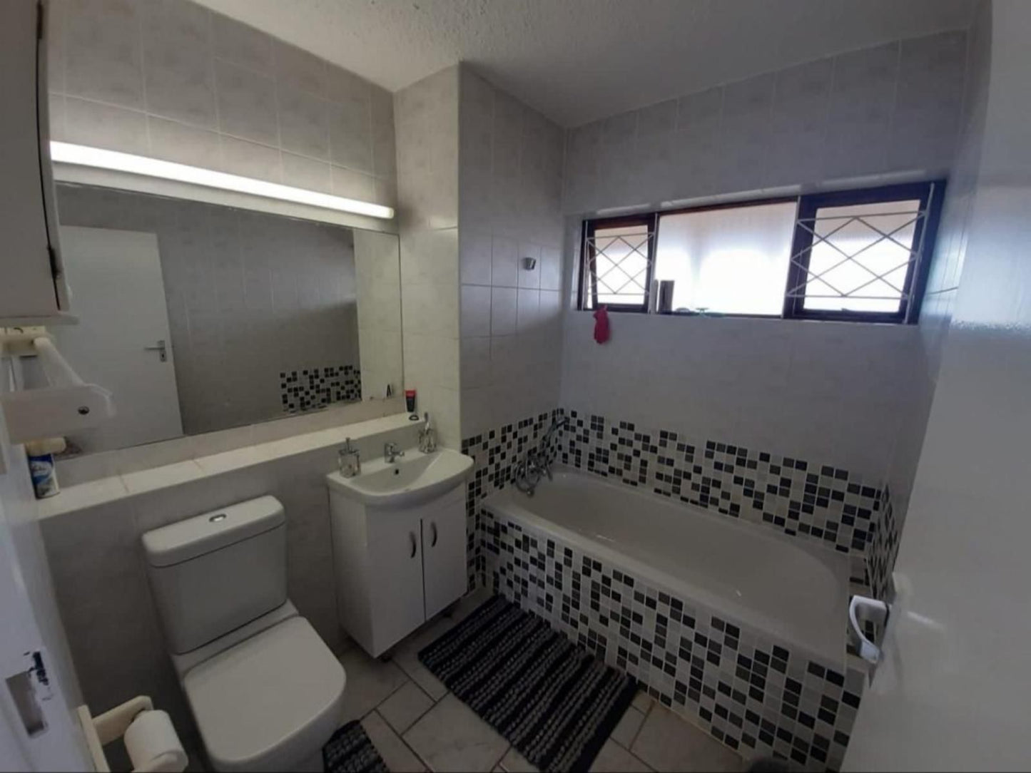 Serene Seascape Apartments Amanzimtoti Kwazulu Natal South Africa Unsaturated, Bathroom