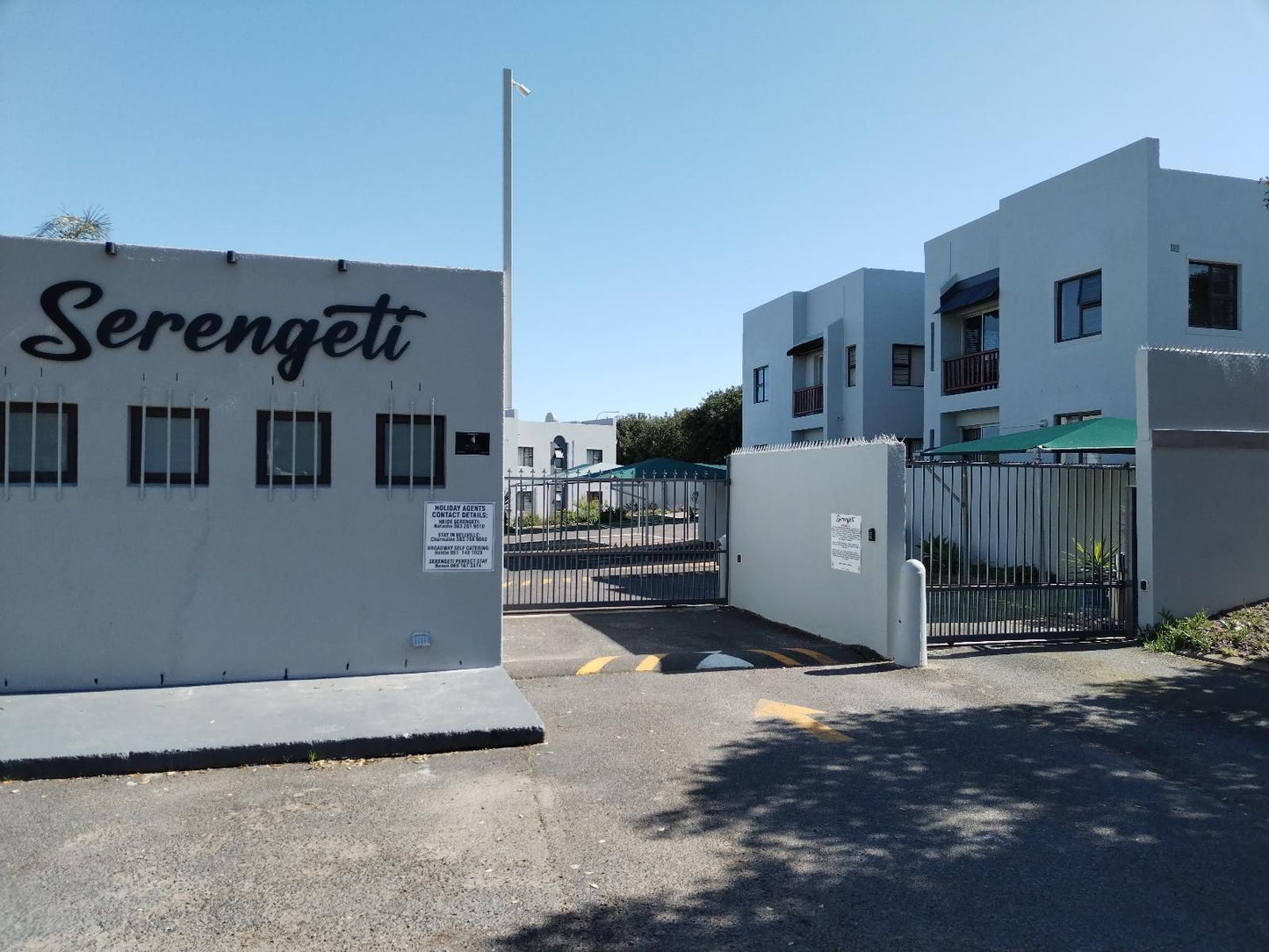 Serengeti Self Catering Units, Shipping Container, Sign