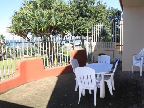 Shad Bay Apartments Margate Kwazulu Natal South Africa Palm Tree, Plant, Nature, Wood