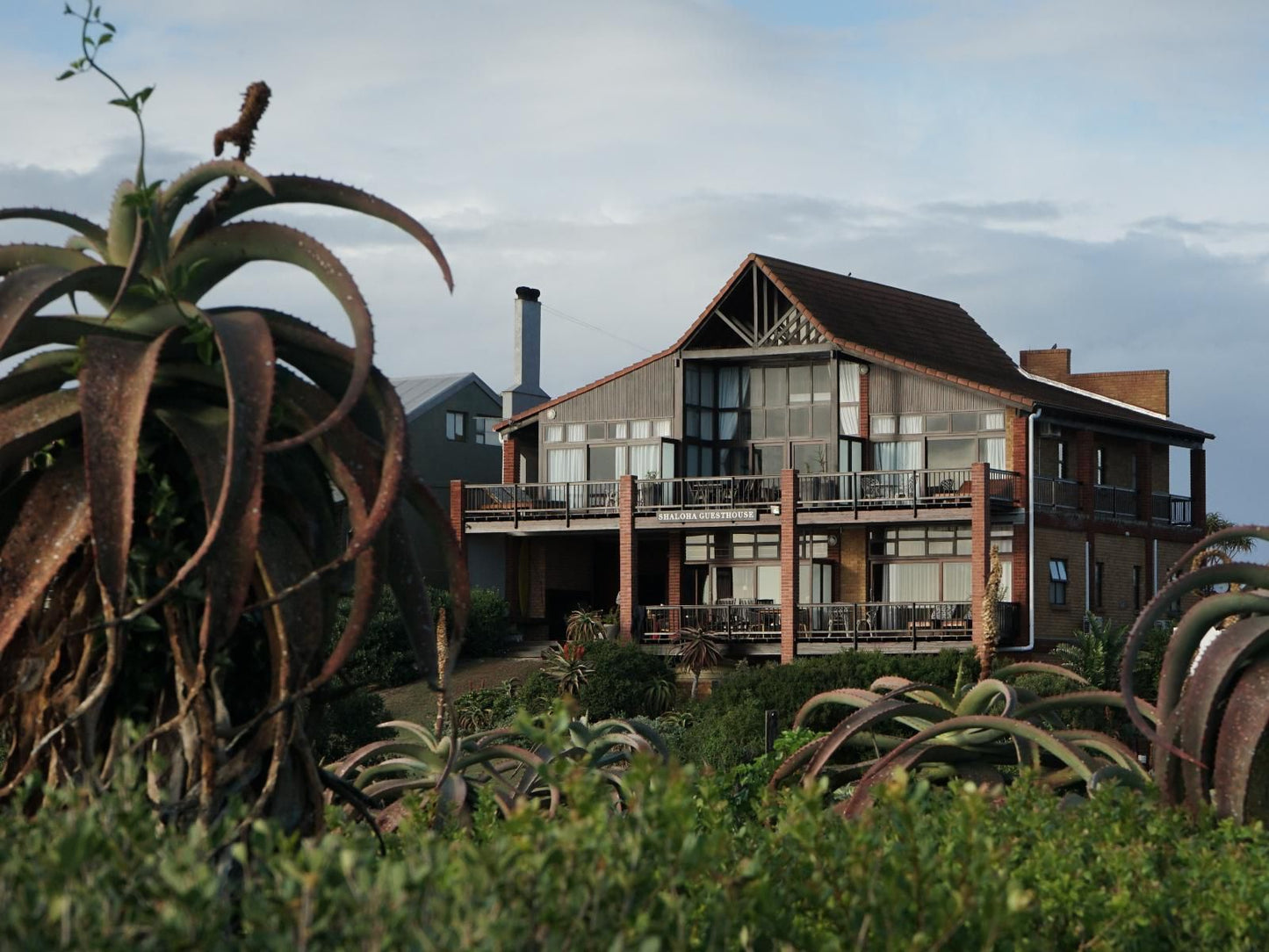 Shaloha Guesthouse On Supertubes Jeffreys Bay Eastern Cape South Africa Building, Architecture, Half Timbered House, House