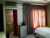 Double Rooms - Bath ONLY @ Shama Guesthouse