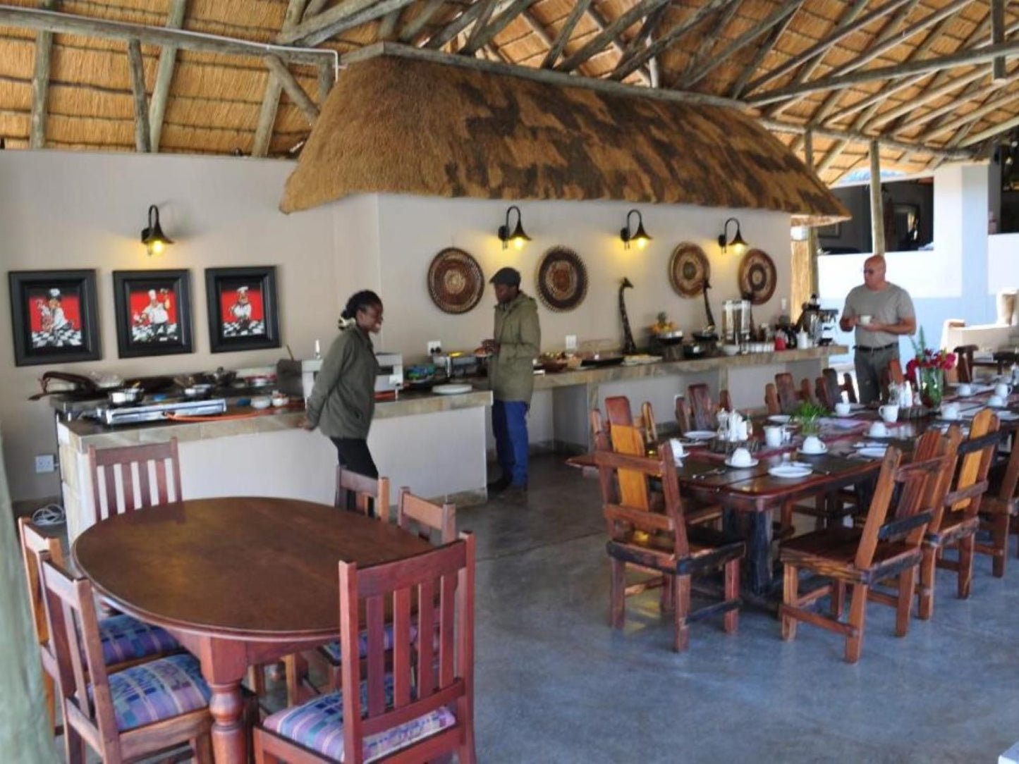 Shametu River Lodge, Restaurant, Bar, Person