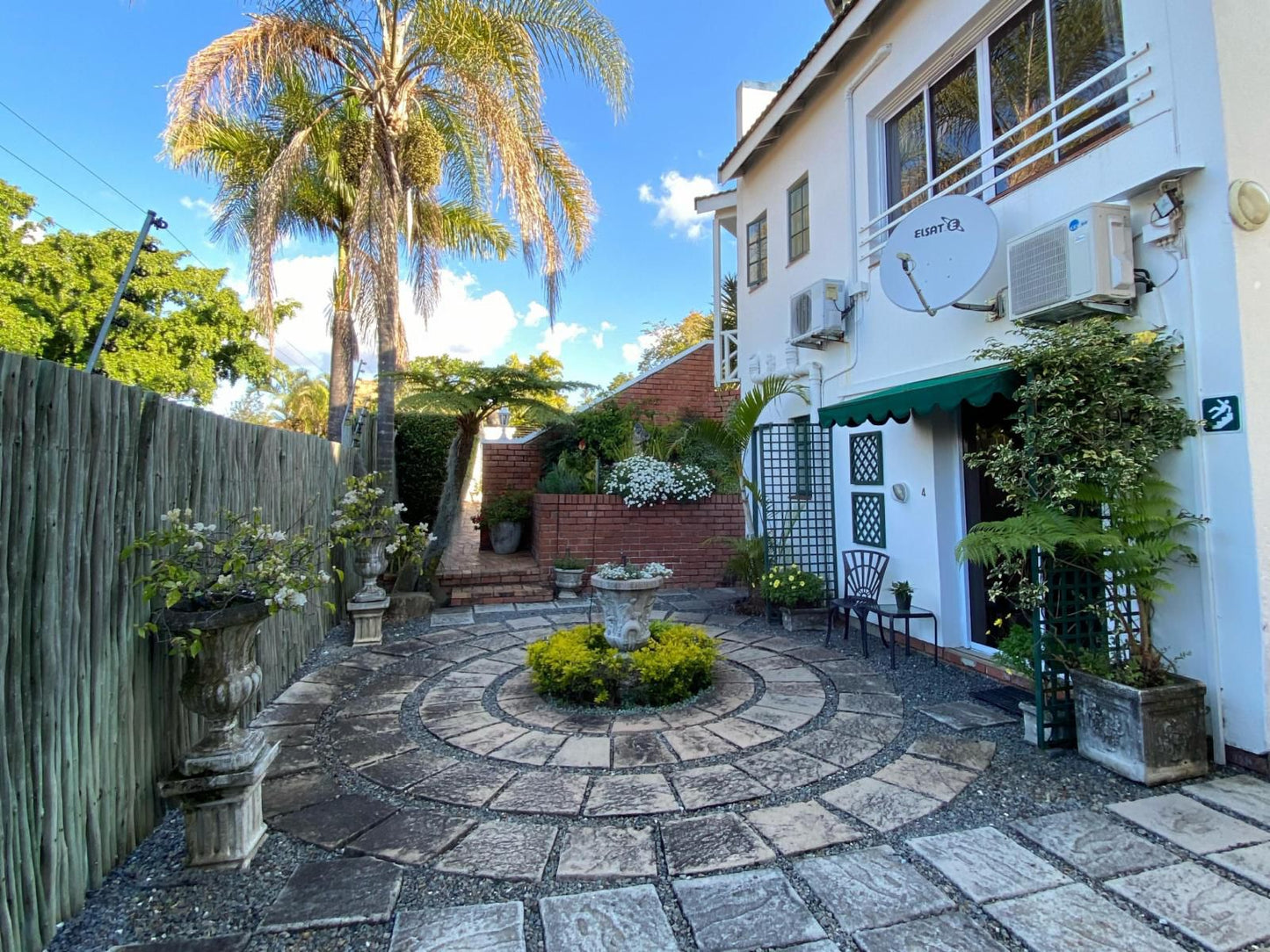 Shandon Lodge Nelspruit Mpumalanga South Africa House, Building, Architecture, Palm Tree, Plant, Nature, Wood, Garden