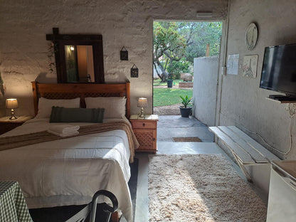 GARDEN SUITE NO 3 @ Shangrila-Innibos Country Lodge Hartbeespoortdam