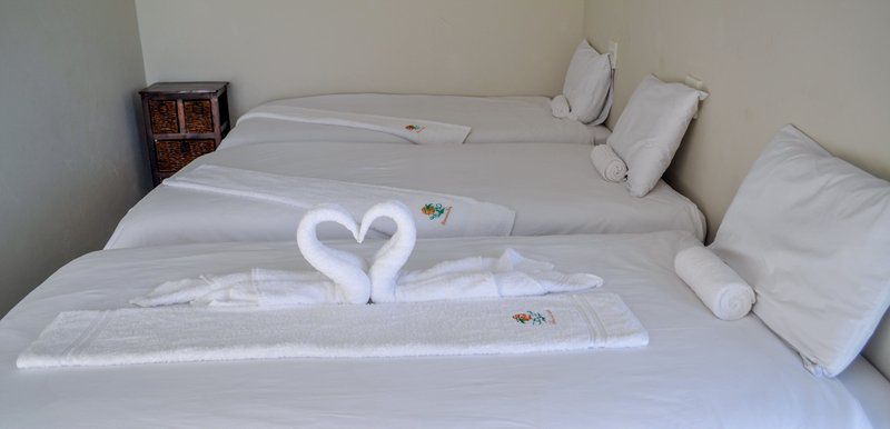 Sheerwalk Conference And Leisure Centre Wallmannsthal Ah Gauteng South Africa Unsaturated, Swan, Bird, Animal, Bedroom