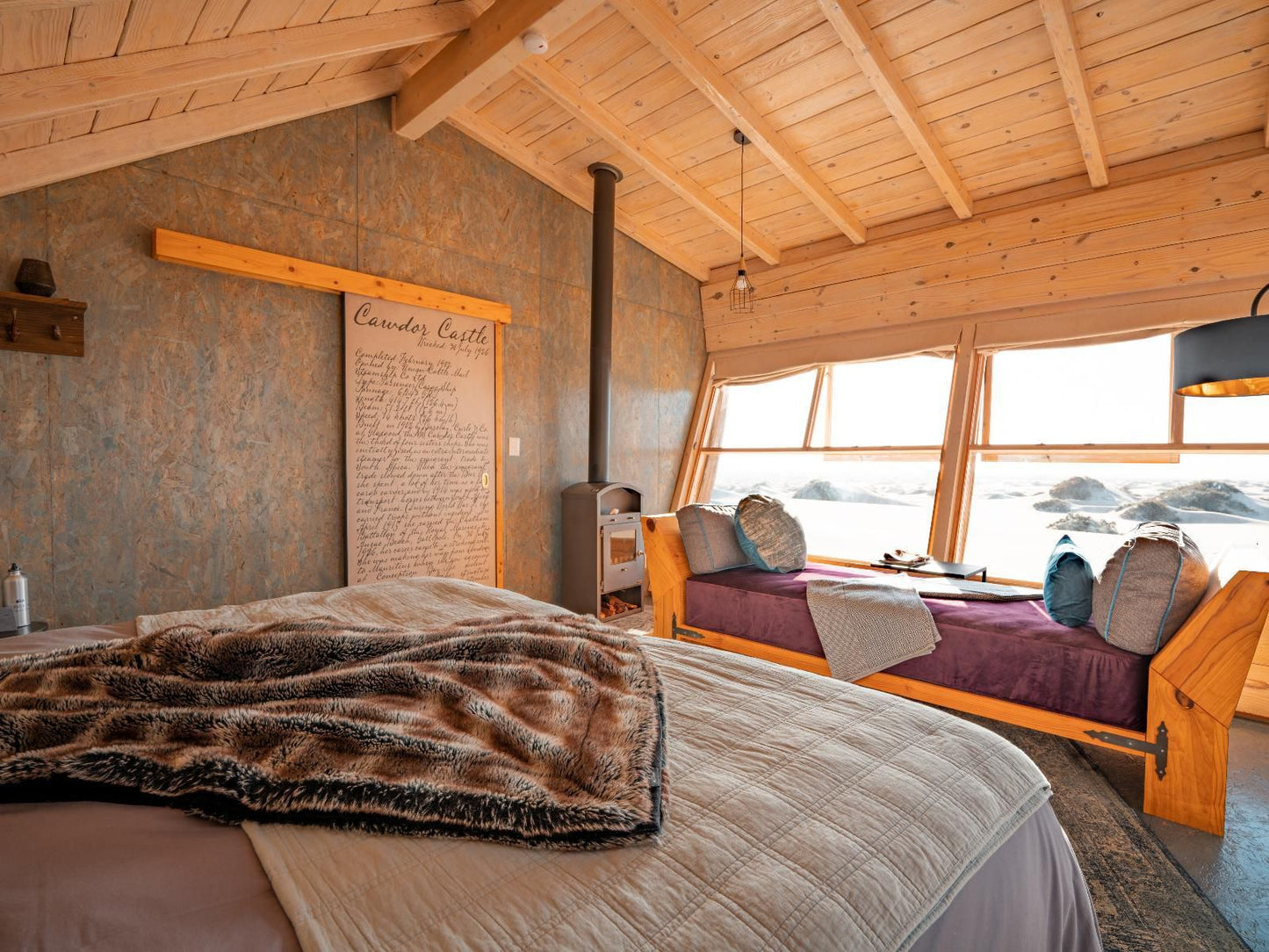 Shipwreck Lodge, Family Room, Bedroom