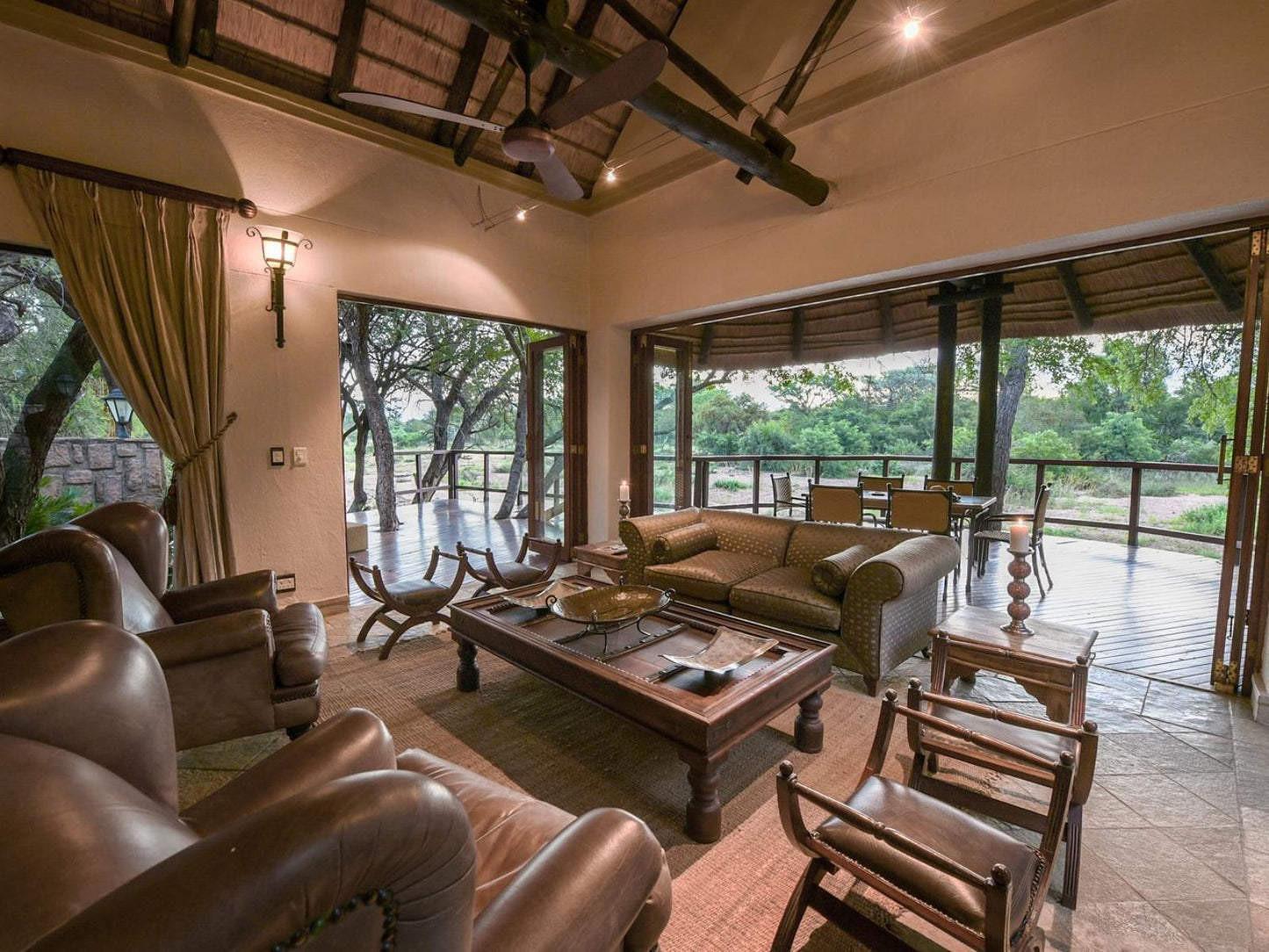 Presidential Suite @ Shumbalala Game Lodge