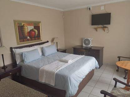 Sibahlenomhlambi Guest House, 2 Bedroom Apartment, Unsaturated