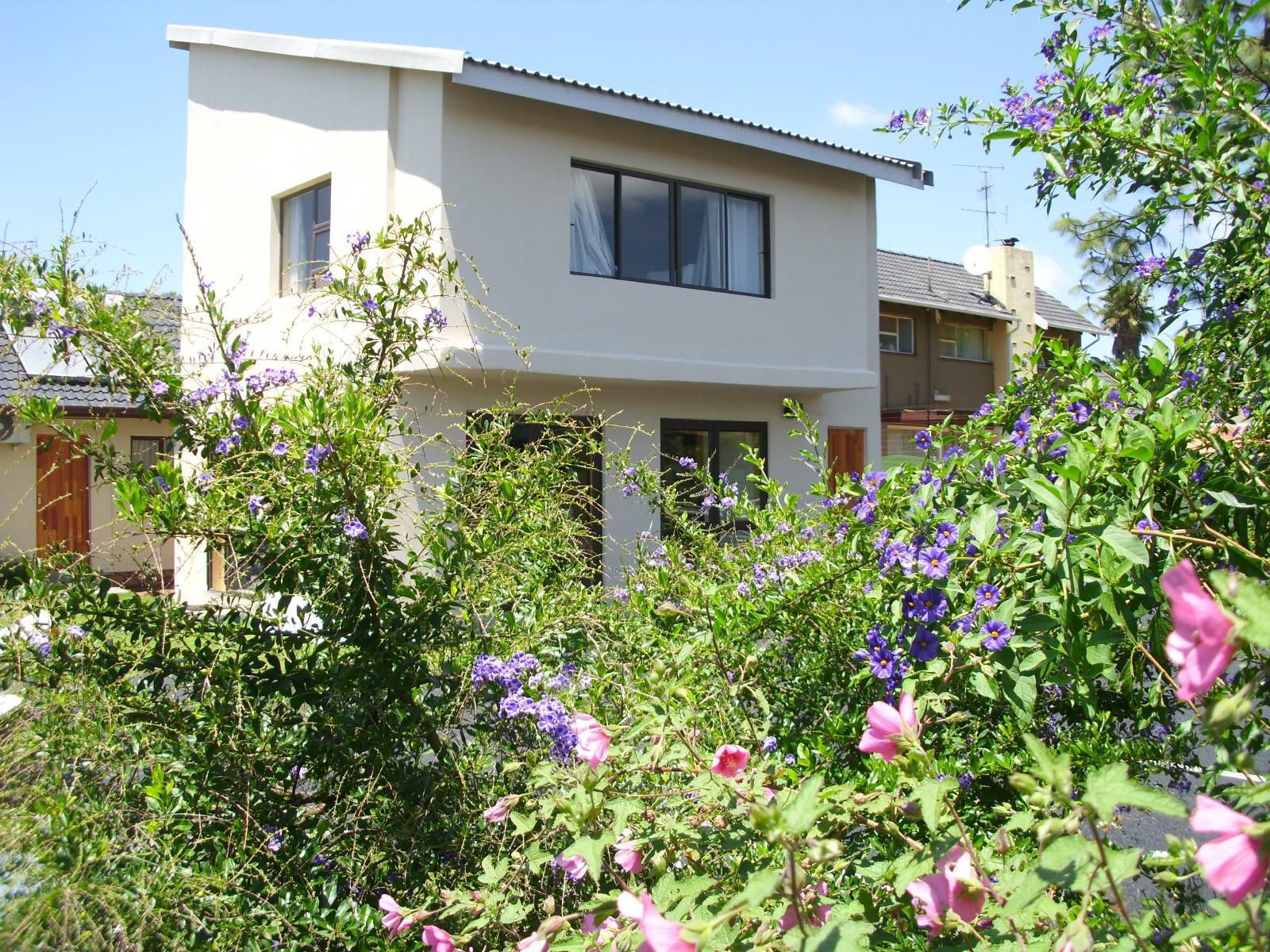 Silver Birch Bed And Breakfast Roodepoort Johannesburg Gauteng South Africa Complementary Colors, Balcony, Architecture, House, Building, Plant, Nature, Garden