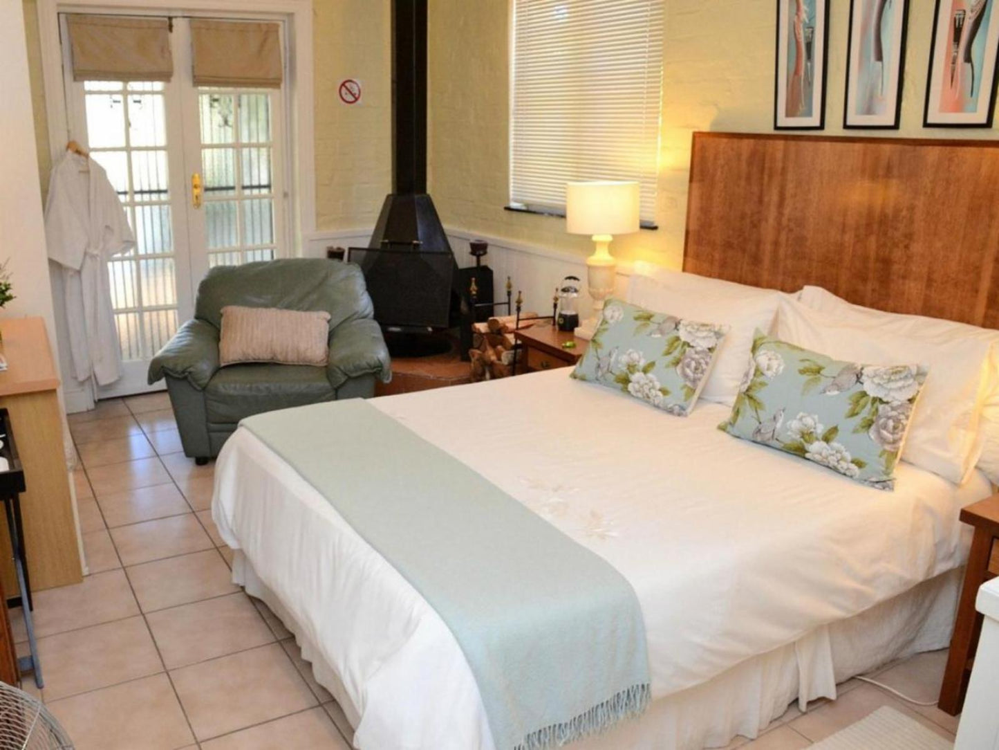 Zana Double Room @ Simonsberg Guest House