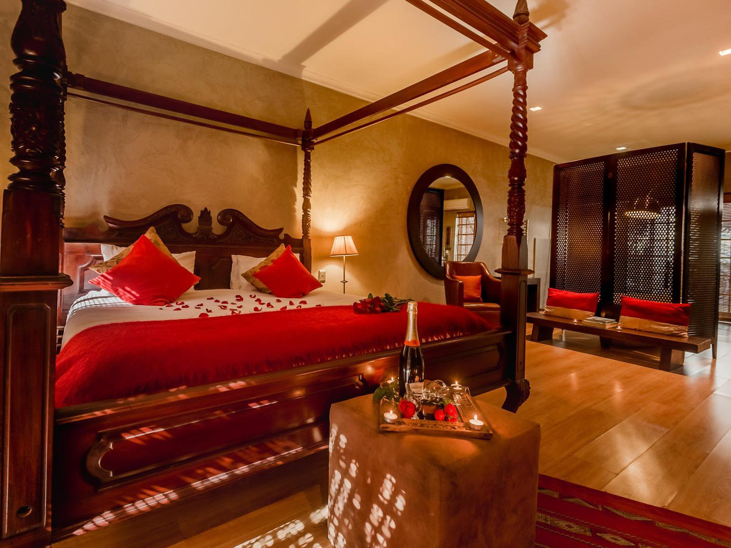 Luxury Suite @ Singa Lodge- Lion Roars Hotels & Lodges