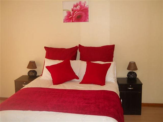 Siphumlakahle Guesthouse Rhodesdene Kimberley Northern Cape South Africa Colorful, Bedroom