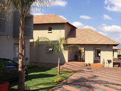 Sir Paul Guesthouse Grootfontein Limpopo Limpopo Province South Africa Complementary Colors, House, Building, Architecture, Palm Tree, Plant, Nature, Wood, Car, Vehicle