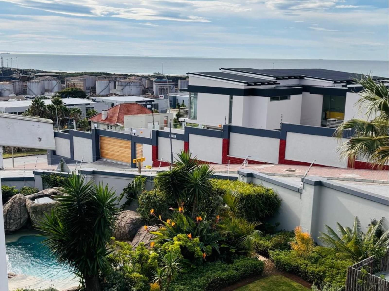 Sir Roys At The Sea, House, Building, Architecture, Palm Tree, Plant, Nature, Wood