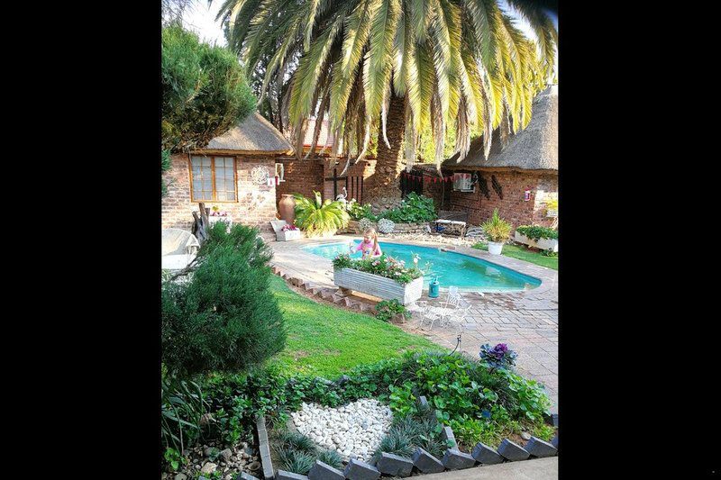 Skemerkelk Guest House Jan Kempdorp Northern Cape South Africa House, Building, Architecture, Palm Tree, Plant, Nature, Wood, Garden, Swimming Pool