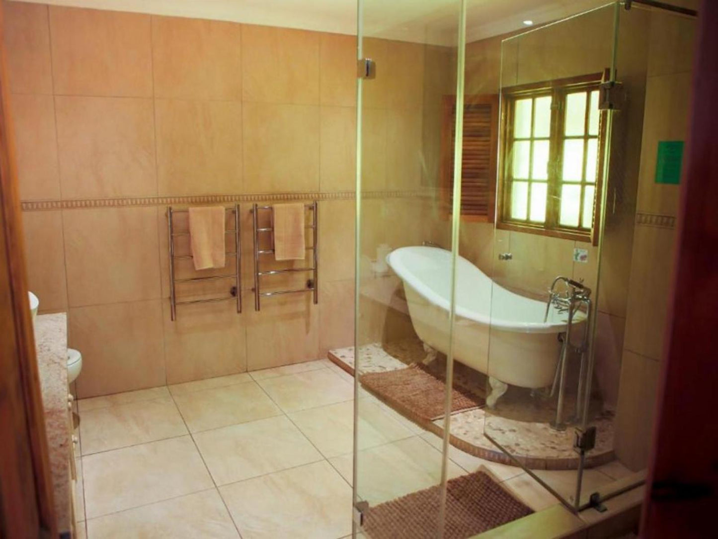 Double Rooms Full En-Suite @ Skilpadvlei Wine Stellenbosch