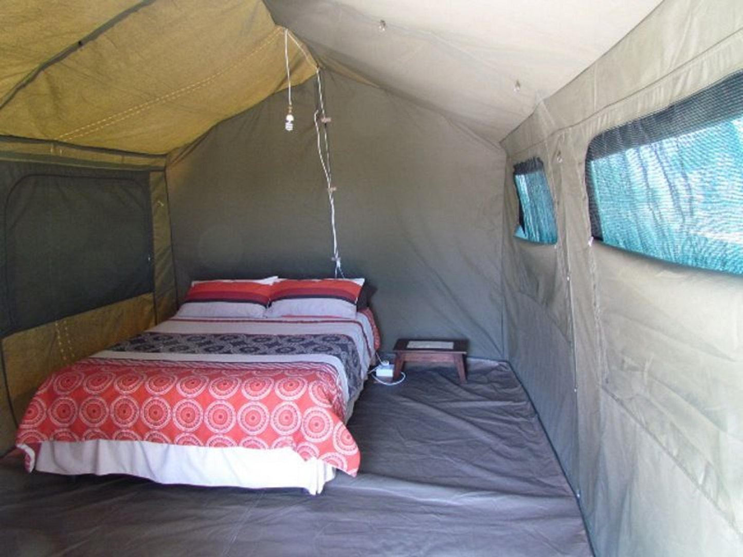 Tent 4 @ Skulpieskraal Tented Lodge And Rooi Spinnekop Restaurant