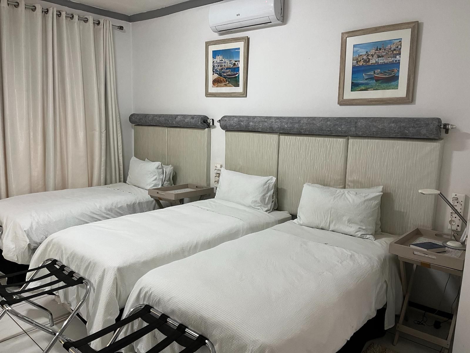 Sleepers Villa Guest House, Family Deluxe Room, Bedroom