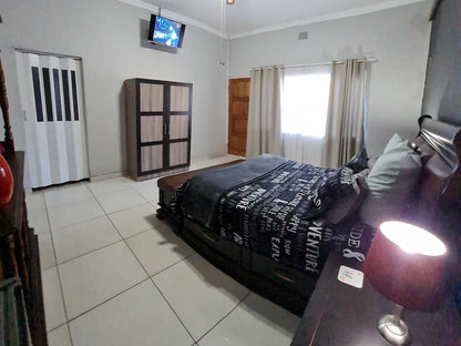 Sleepover 194 Rustenburg Central Rustenburg North West Province South Africa Unsaturated, Bedroom