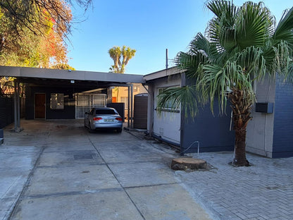 Sleepover 194 Rustenburg Central Rustenburg North West Province South Africa House, Building, Architecture, Palm Tree, Plant, Nature, Wood