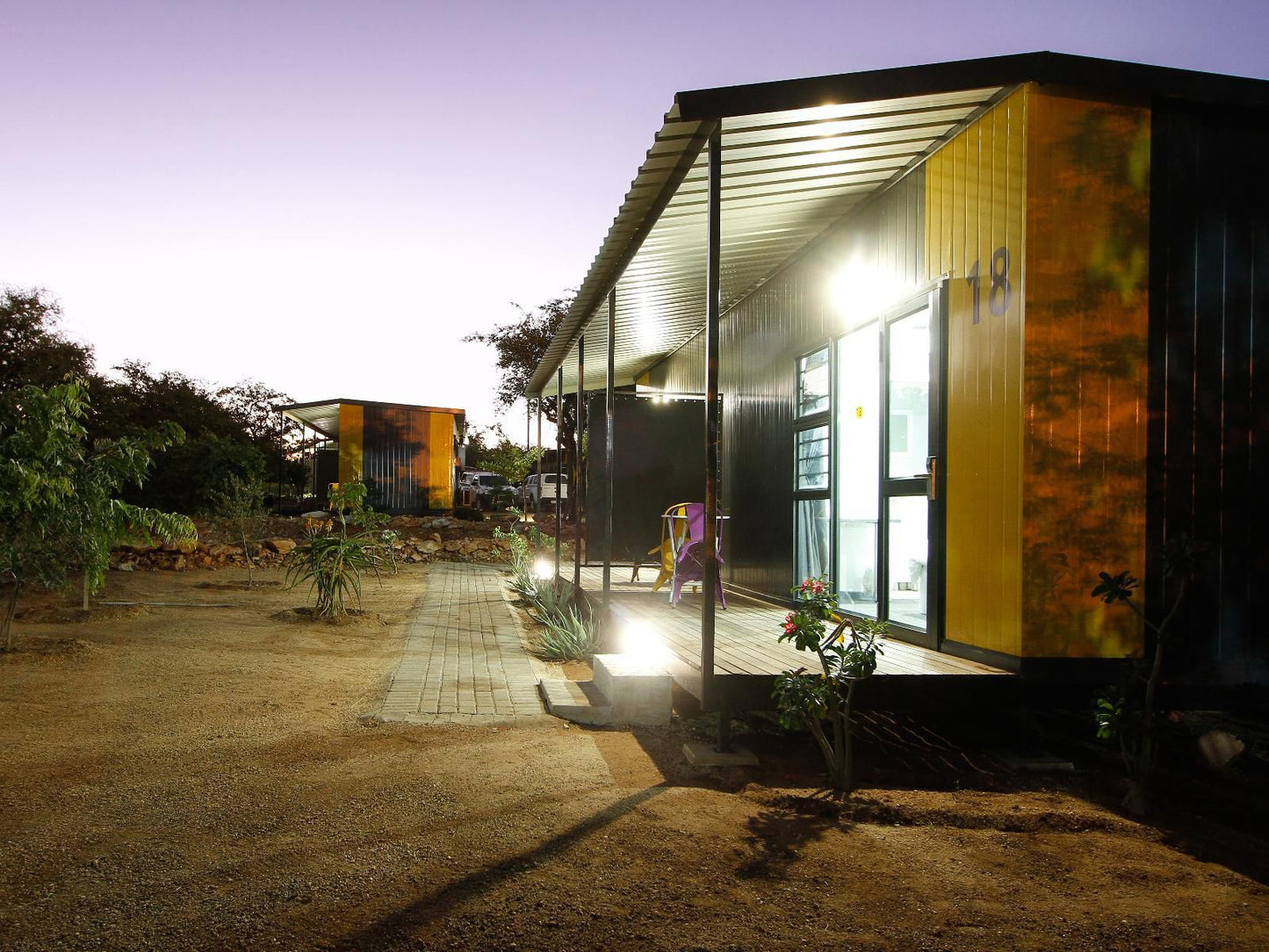 Sleepover Beitbridge, Shipping Container