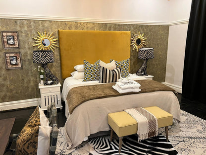 Smithgrove Guesthouse, Gold Spotted Cheetah Room, Sepia Tones, Bedroom