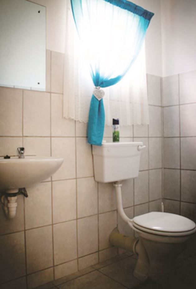Smurf S Den Loeriesfontein Northern Cape South Africa Bathroom