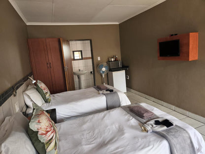 Snips Accommodation Newcastle Central Newcastle Kwazulu Natal South Africa Bedroom