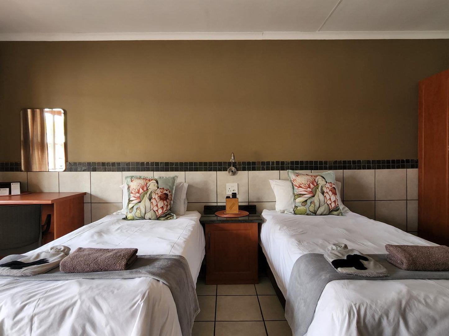 Snips Accommodation Newcastle Central Newcastle Kwazulu Natal South Africa Bedroom