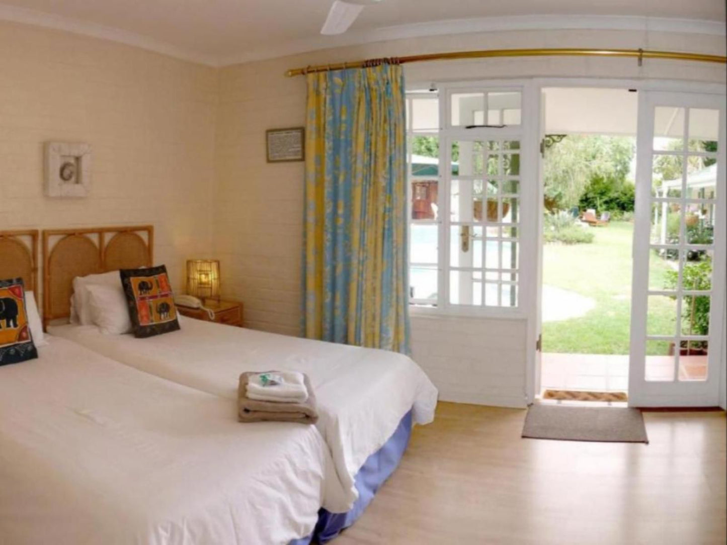 Somer Place B&B, twin room - pool - Lord Charles, Bedroom