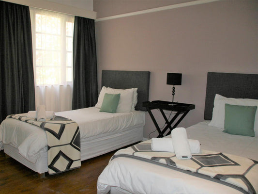 Business Single Room @ Somerset Lodge