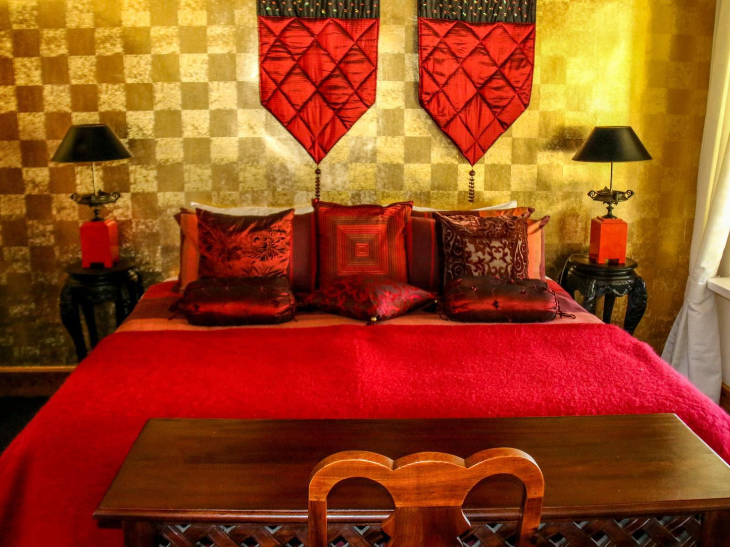 Sorgvry House Of Guests, Africa Room With Private Lounge, Colorful