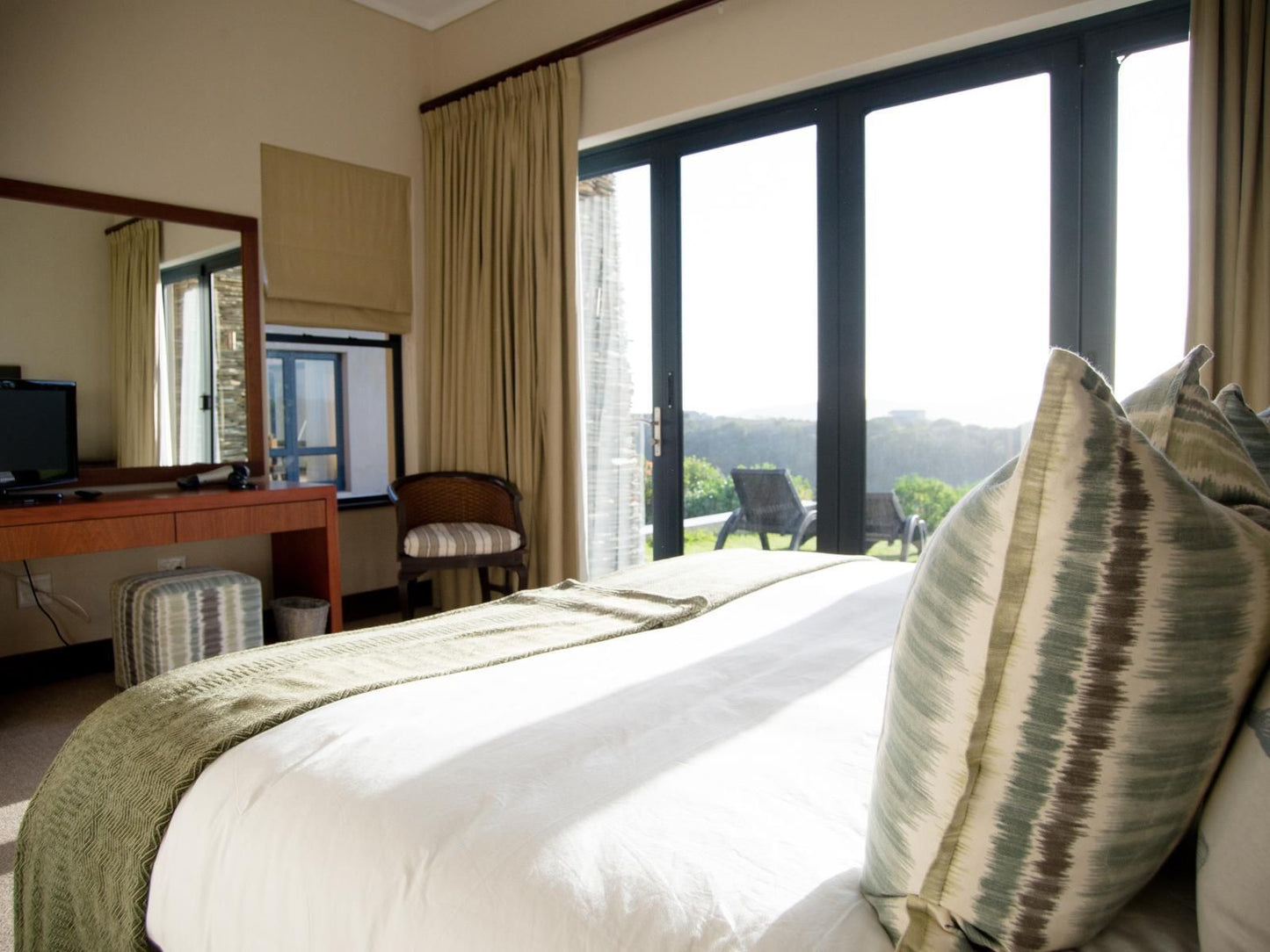 Sosa Lagoon View Pezula Golf Estate Knysna Western Cape South Africa Bedroom