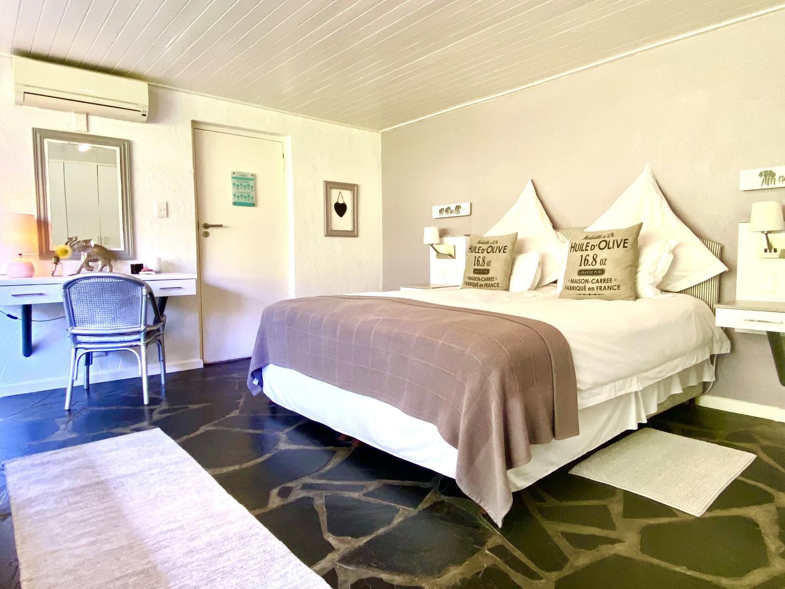 Southern Cross Guesthouse, Africa Suite, Bedroom