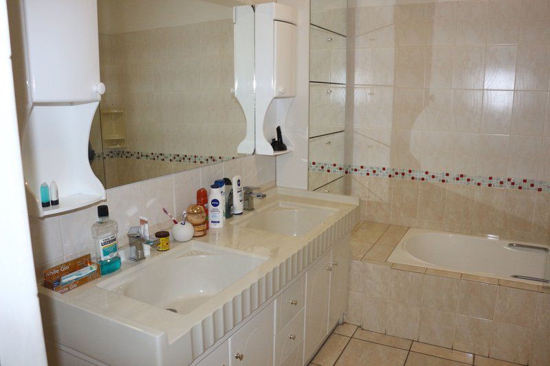 Southwest Guest House Waterkloof Ridge Pretoria Tshwane Gauteng South Africa Bathroom