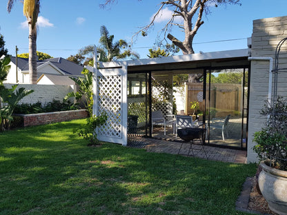 Spacious Garden Unit On Fordyce Walmer Port Elizabeth Eastern Cape South Africa House, Building, Architecture, Palm Tree, Plant, Nature, Wood